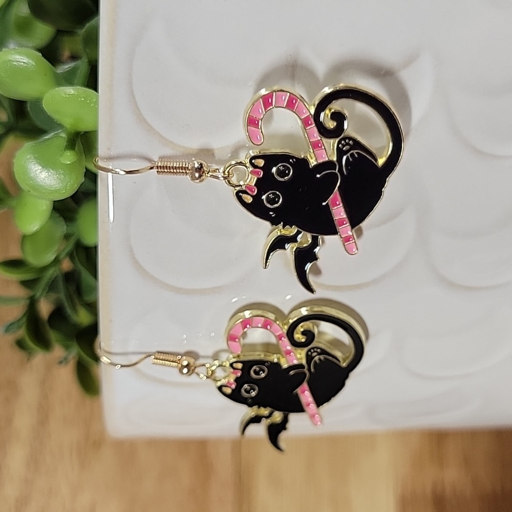 🔥LAST PAIR🔥 Bat Cat Devil with Candy Earrings - Picture 5 of 5